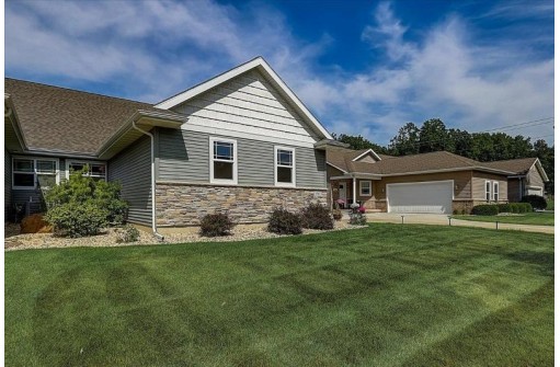 1810 Dondee Rd, Madison, WI 53716