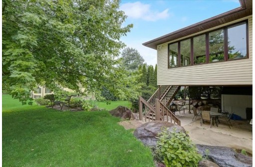 2781 Osmundsen Rd, Fitchburg, WI 53711