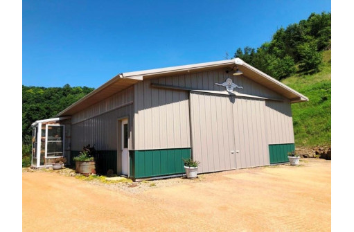 31498 Jaquish Hollow Rd, Richland Center, WI 53581