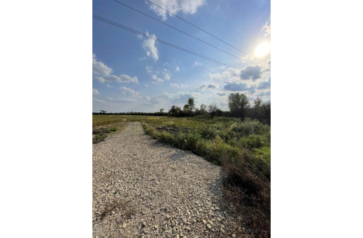 LOT 2 Michigan St, Omro, WI 54963