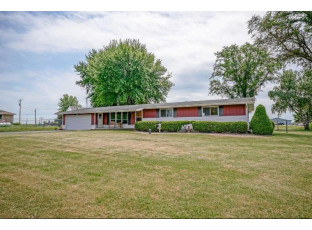 W6515 Kampen Rd Arlington, WI 53911