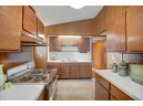 W6515 Kampen Rd, Arlington, WI 53911