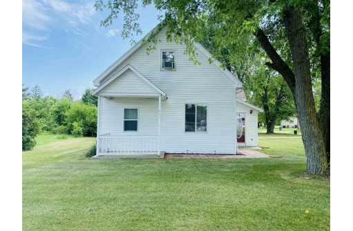 237 N Wisconsin St, Lyndon Station, WI 53944