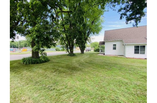 237 N Wisconsin St, Lyndon Station, WI 53944