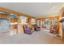 S5521 Glacier Dr, Baraboo, WI 53913