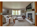 6317 Hartford Dr, Madison, WI 53719