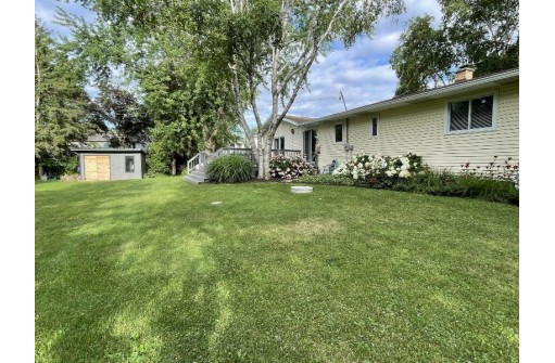 3571 Schutte Dr, McFarland, WI 53558