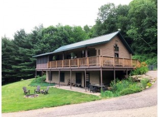 23231 Covered Bridge Dr Richland Center, WI 53581