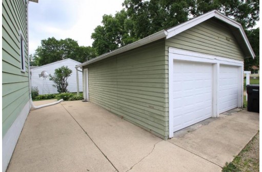 1260 Townline Ave, Beloit, WI 53511