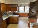 1772 Oakview Dr, Stoughton, WI 53589