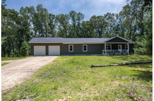 W5367 Collie Dr, New Lisbon, WI 53950