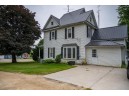 134 S Main St, Hillpoint, WI 53937