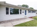 306 Panther Tr, Monona, WI 53716