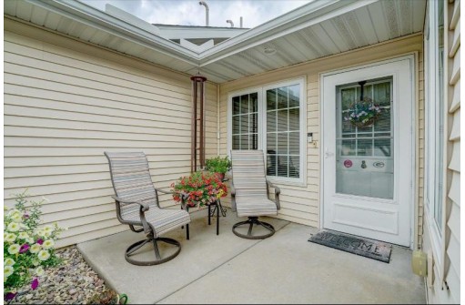 671 Springbrook Cir 671, DeForest, WI 53532