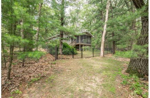 759 Fawn Ave, Grand Marsh, WI 53936