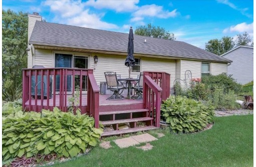 340 Shenandoah Way, Mount Horeb, WI 53572