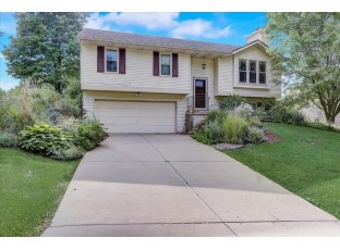 340 Shenandoah Way Mount Horeb, WI 53572