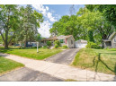 22 Garnet Ln, Madison, WI 53714