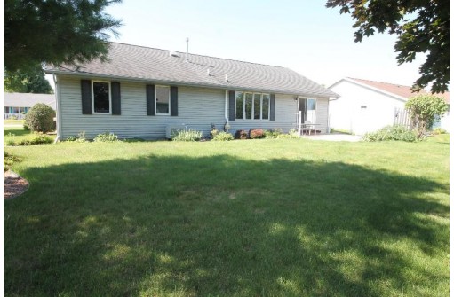 3805 Curry Ln, Janesville, WI 53546