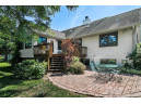 1700 Dickson Dr, Sun Prairie, WI 53590