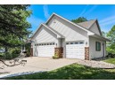 1700 Dickson Dr, Sun Prairie, WI 53590