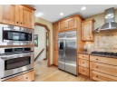 1700 Dickson Dr, Sun Prairie, WI 53590