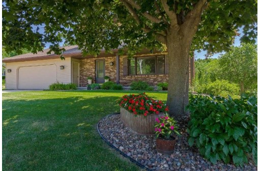 315 Thompson St, Verona, WI 53593