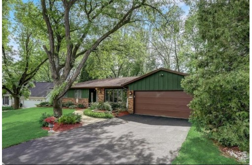 3206 Derby Down, Madison, WI 53713