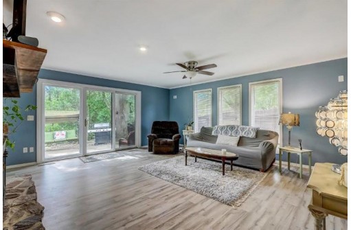 3206 Derby Down, Madison, WI 53713