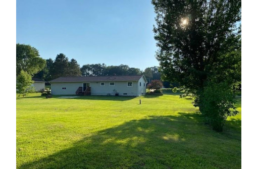 18070 Icicle Rd, Sparta, WI 54656