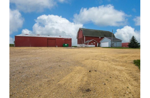 8234 E Hwy 67, Clinton, WI 53525