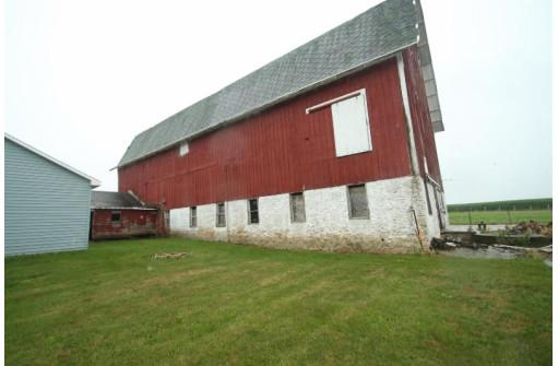 8234 E Hwy 67, Clinton, WI 53525