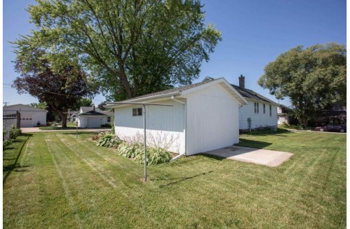 219 W Mckinley St, Cuba City, WI 53807