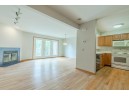 2939 Marina Dr, Middleton, WI 53562