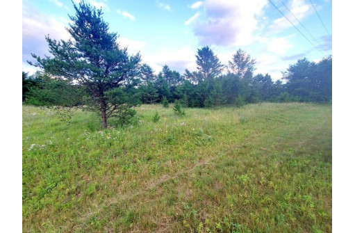 4.67 ACRES County Road G, Necedah, WI 54646