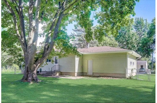 3922 Sycamore Ave, Madison, WI 53714