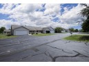 2520 Havenwood Dr H, Oshkosh, WI 54904-5704