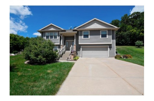 3008 Allies Ln, Cross Plains, WI 53528