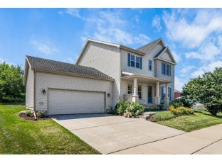 2625 Sweet Sparrow Pl Sun Prairie, WI 53590