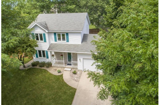 1206 Wayridge Dr, Madison, WI 53704