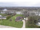 8279 N Stone Farm Rd, Edgerton, WI 53534