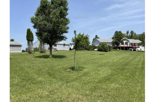 W4850 Pembridge Tr, Monroe, WI 53566