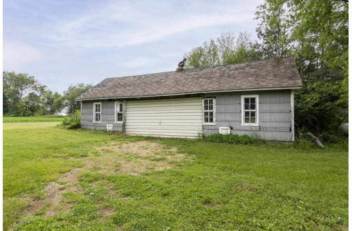 5027 Thorson Rd, Sun Prairie, WI 53590