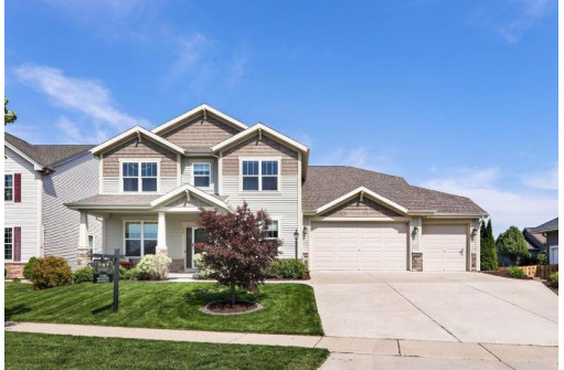 279 N Mallard Dr, Sun Prairie, WI 53590