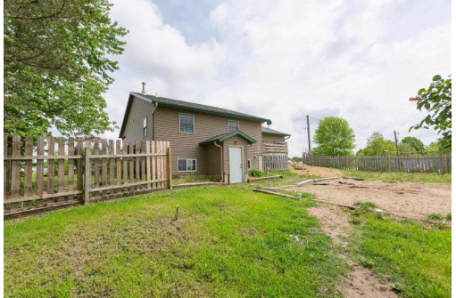 5191 County Road I, Benton, WI 53803