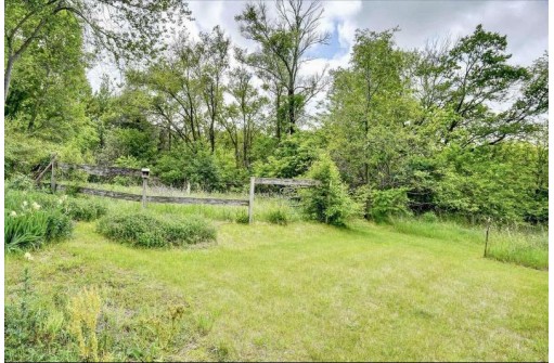 N8855 County Road E, Brooklyn, WI 53521