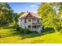 6043 E Lawinger Rd, Dodgeville, WI 53533