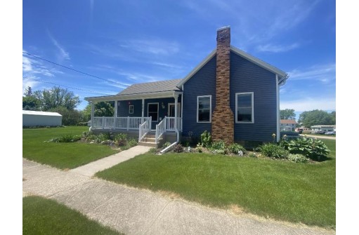 721 Commerce St, Rewey, WI 53580