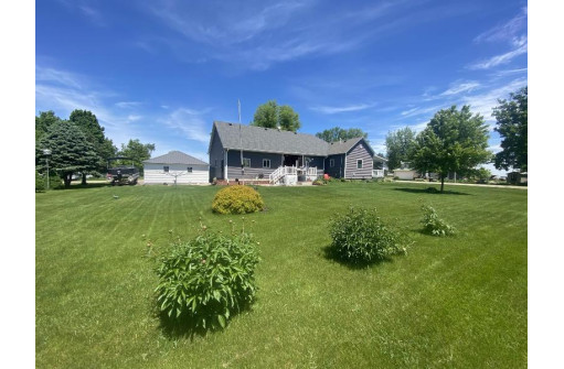 721 Commerce St, Rewey, WI 53580