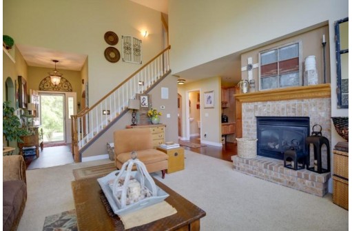 500 Skyview Dr, Waunakee, WI 53597